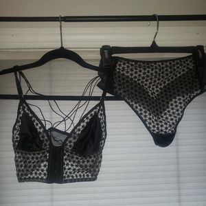 VS Lingerie Set